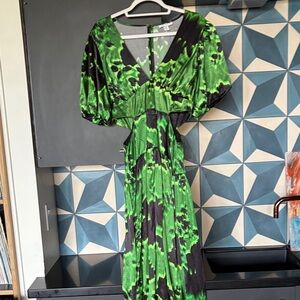 Topshop Vibrant Green and Black Maxi Dress